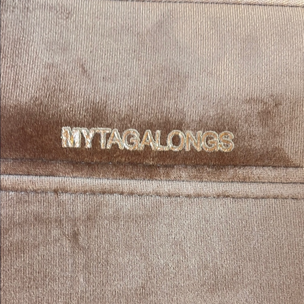 Mytagalong Pink Velvet Tablet Sleeve - Picture 2 of 4